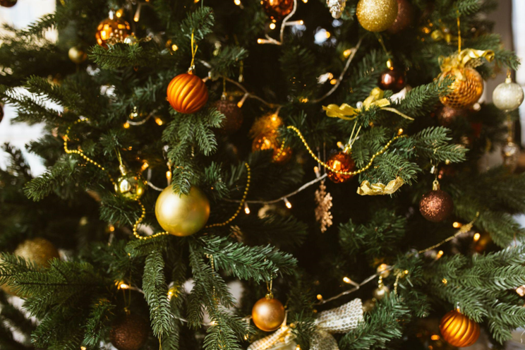 The Ultimate Guide to Decorating for a Community Christmas Celebration